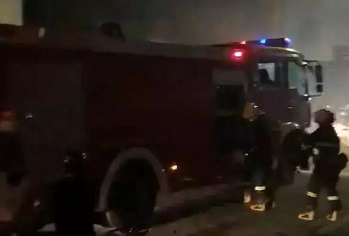 汕尾媒体爆料打架视频,一幕惊心动魄的街头打斗场面